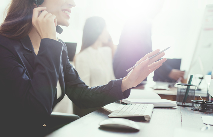  Contact Investor Relations